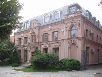 Катеринославський цегляний стиль