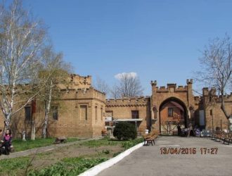 Старовинні маєтки України: музеї, парки, флігелі