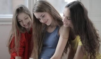 Знайомство в соціальних мережах