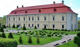 Про Золочівський замок