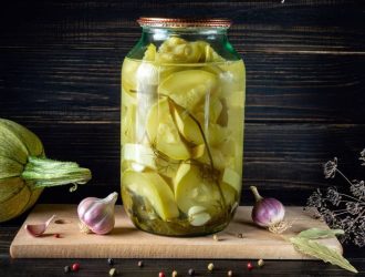 Заготовки з кабачків на зиму