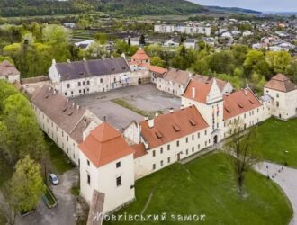 Жовківський замок