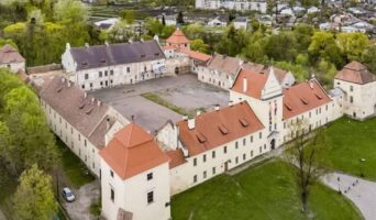 Жовківський замок