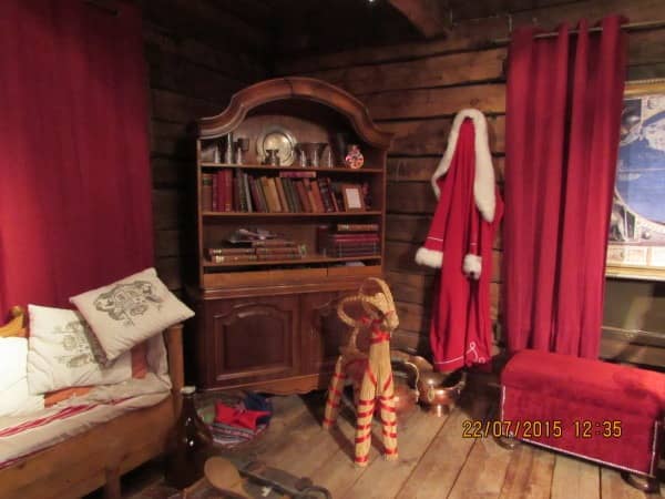 Село Санта Клауса у Фінляндії