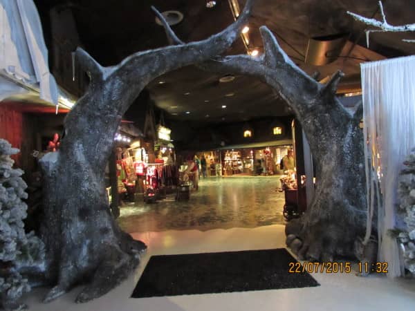 Село Санта Клауса у Фінляндії