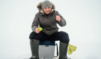 Зимова риболовля в Україні: коли йти, а коли — ні