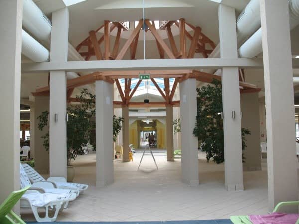 Відпочинок на озері Хевіз взимку: визначні місця Угорщини