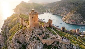 Балаклавська фортеця Чембало: велич генуезької спадщини над морем